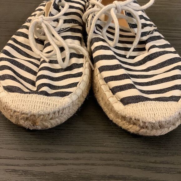 J.Crew Espadriles size 9 cloth upper. Worn once - Picture 7 of 8